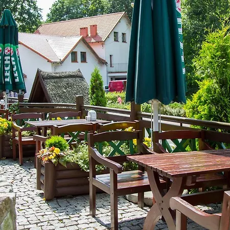 Polonia ゲストハウス 2*