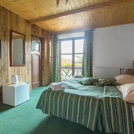 Guest house Polonia 2*