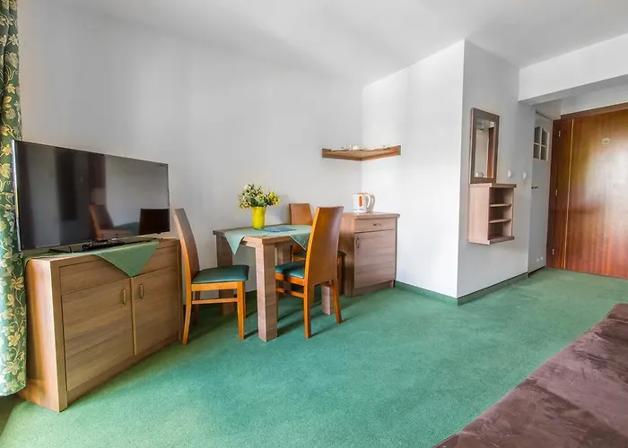 Polonia Pensionat 2*